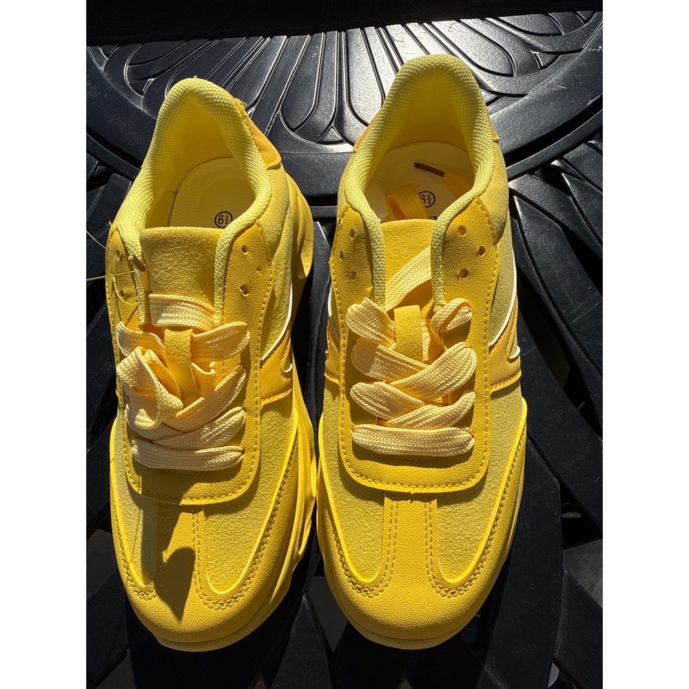 Rouge Helium Women Yellow Chunky Platform Sneakers Low Top Trainers Size 6.5 NEW